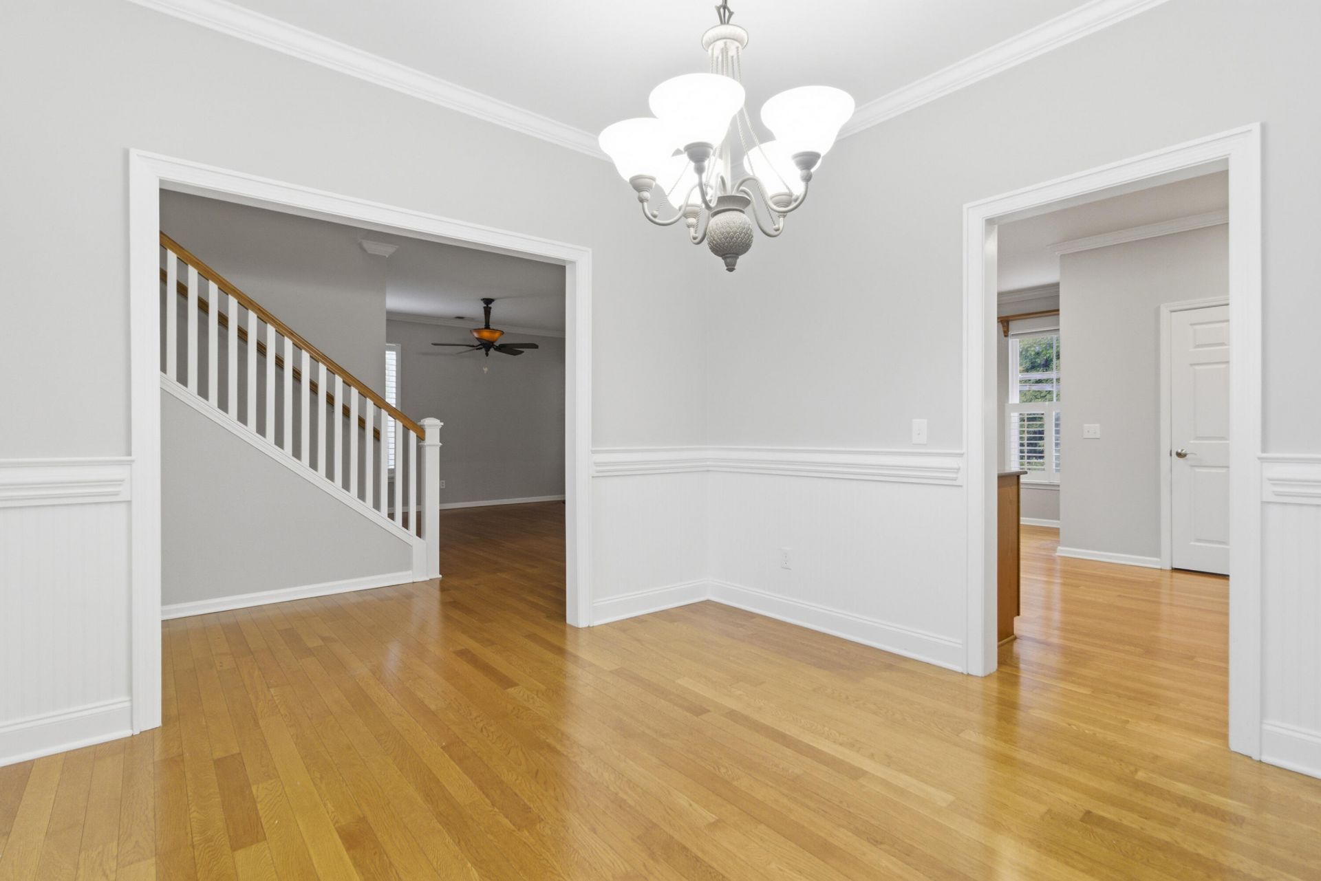 222 Cameron Street Photo 7