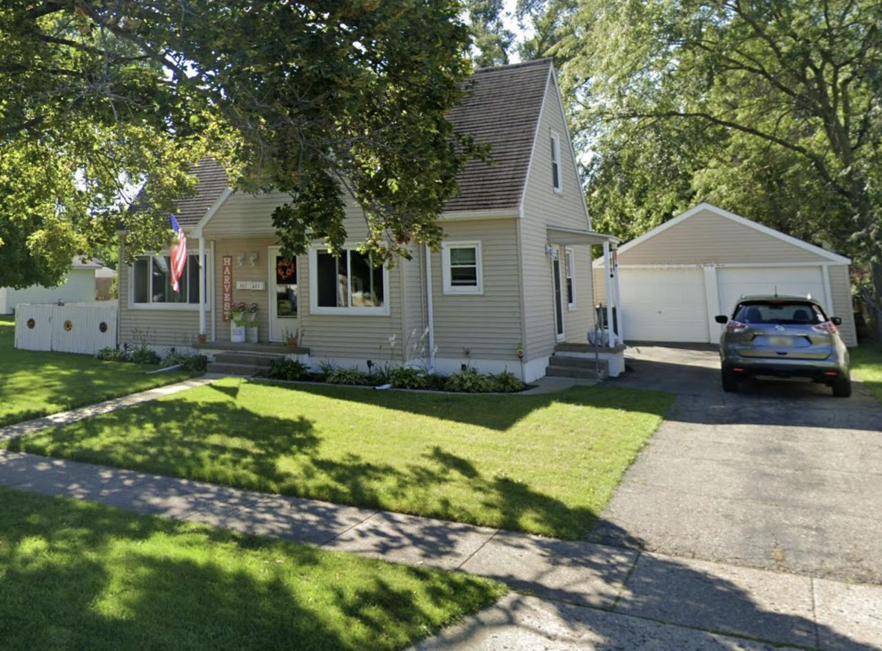 623 Sparks Street, Jackson, MI 49202 Main Photo