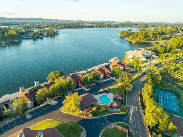 101 LONG ISLAND Drive, Unit 303, Hot Springs, AR 71913