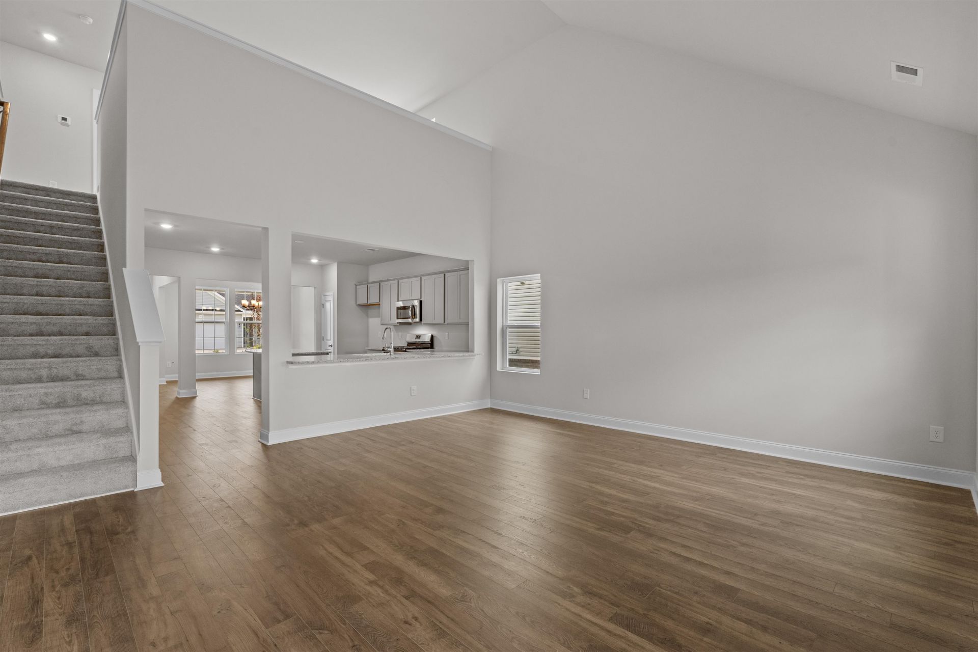 2927 Spain Ln.  Photo 8