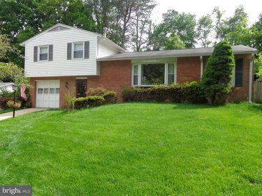 7011 HADLOW DRIVE , SPRINGFIELD, VA 22152
