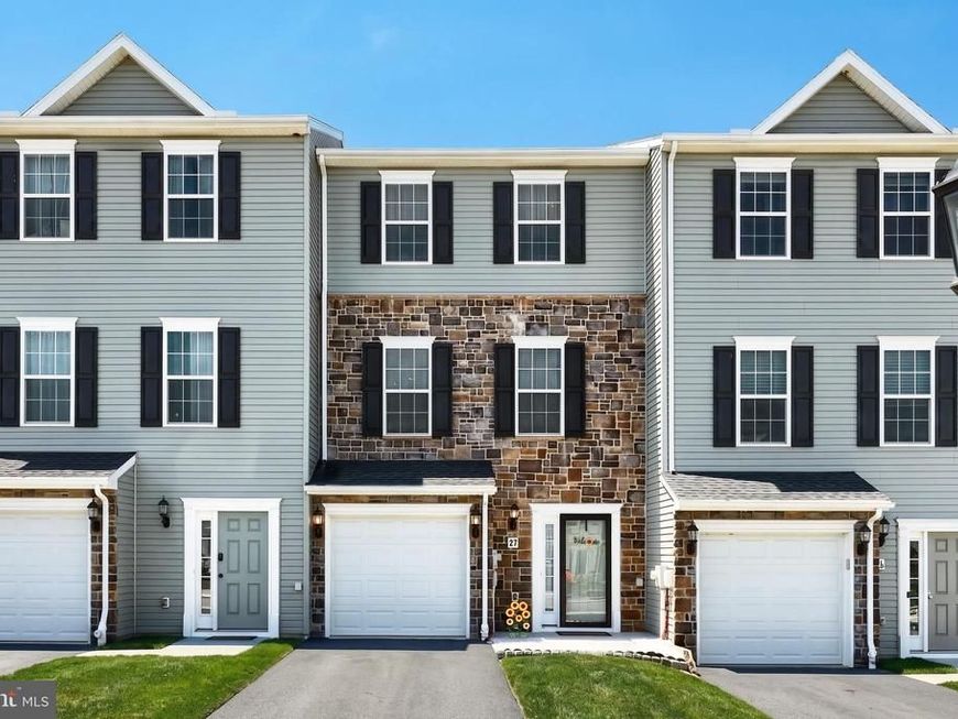 27 Holstein Drive, Hanover, PA 17331 Main Photo