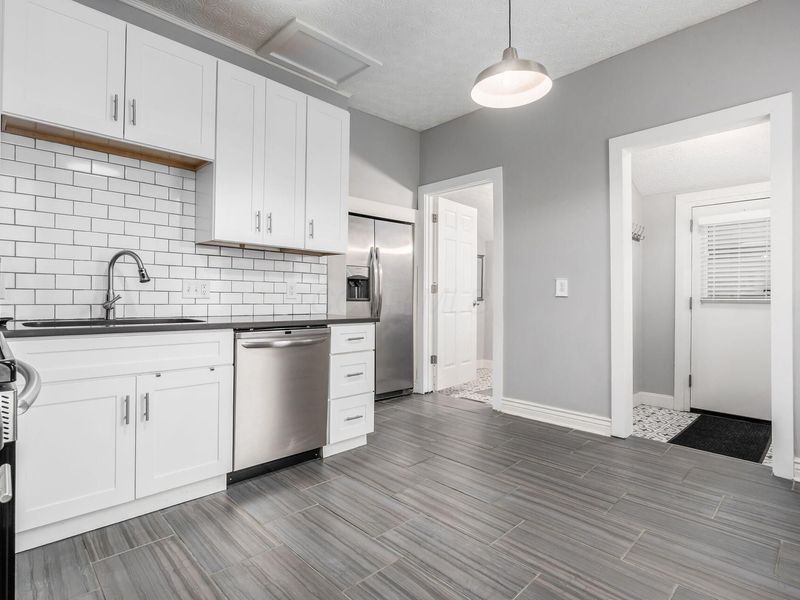 288 E 4th Avenue , Columbus, OH 43201 Photo 13