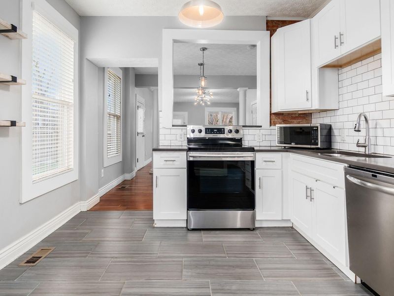 288 E 4th Avenue , Columbus, OH 43201 Photo 16