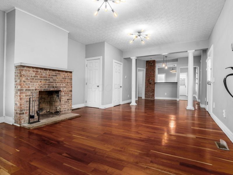 288 E 4th Avenue , Columbus, OH 43201 Photo 3