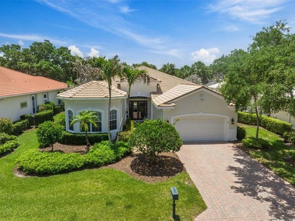 1357 W Island Club Square, Vero Beach, FL 32963
