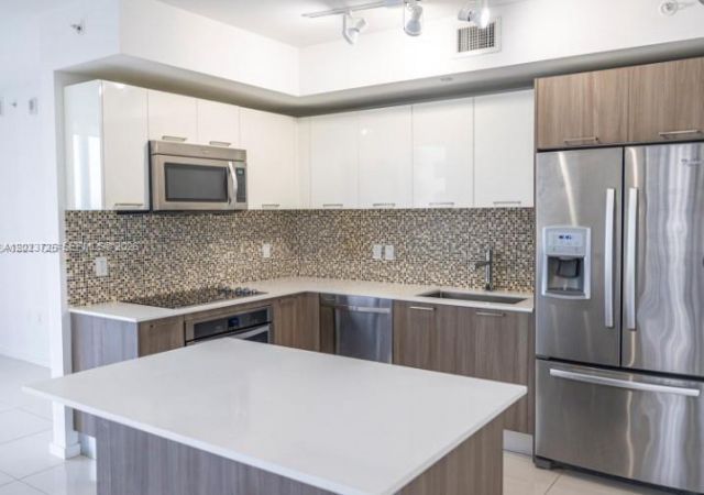 5252 NW 85th Ave, Unit 601, Doral, FL 33166 Photo