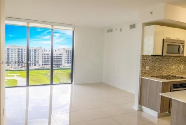 5252 NW 85th Ave, Unit 601, Doral, FL 33166 Photo