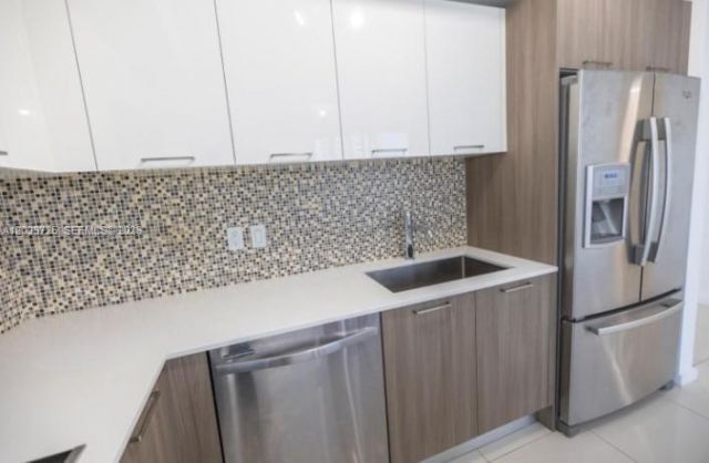 5252 NW 85th Ave, Unit 601, Doral, FL 33166 Photo