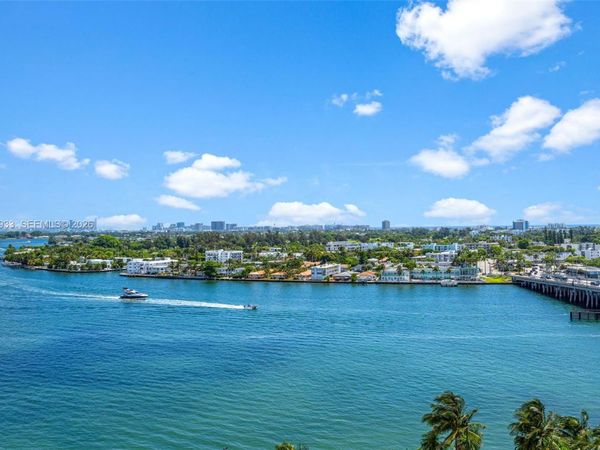 1865 79th St Cswy , Unit 15M, North Bay Village, FL 33141