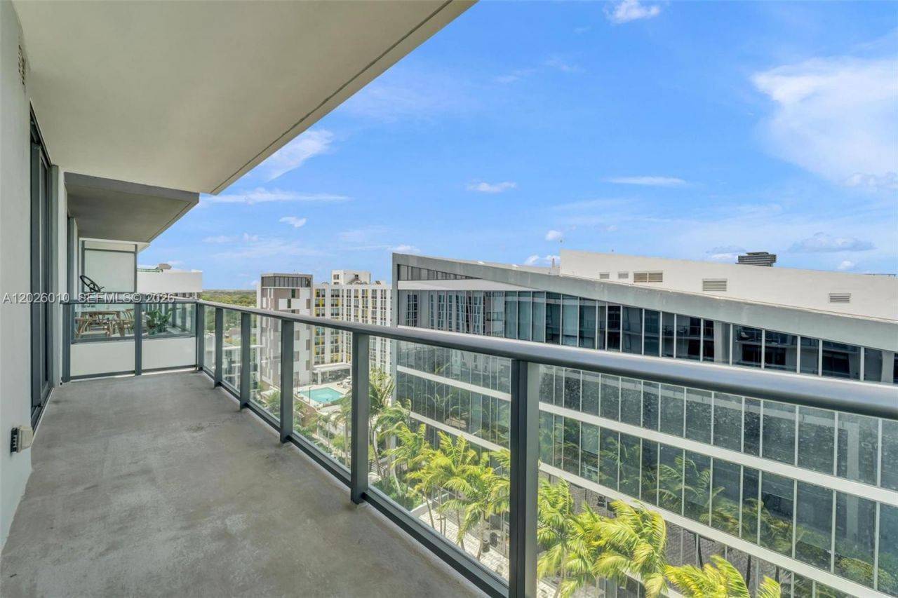 2960 NE 207th St , Unit 1108, Aventura, FL 33180 Photo