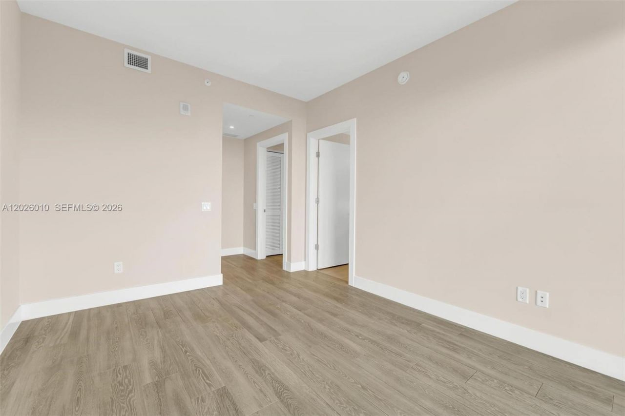 2960 NE 207th St , Unit 1108, Aventura, FL 33180 Photo