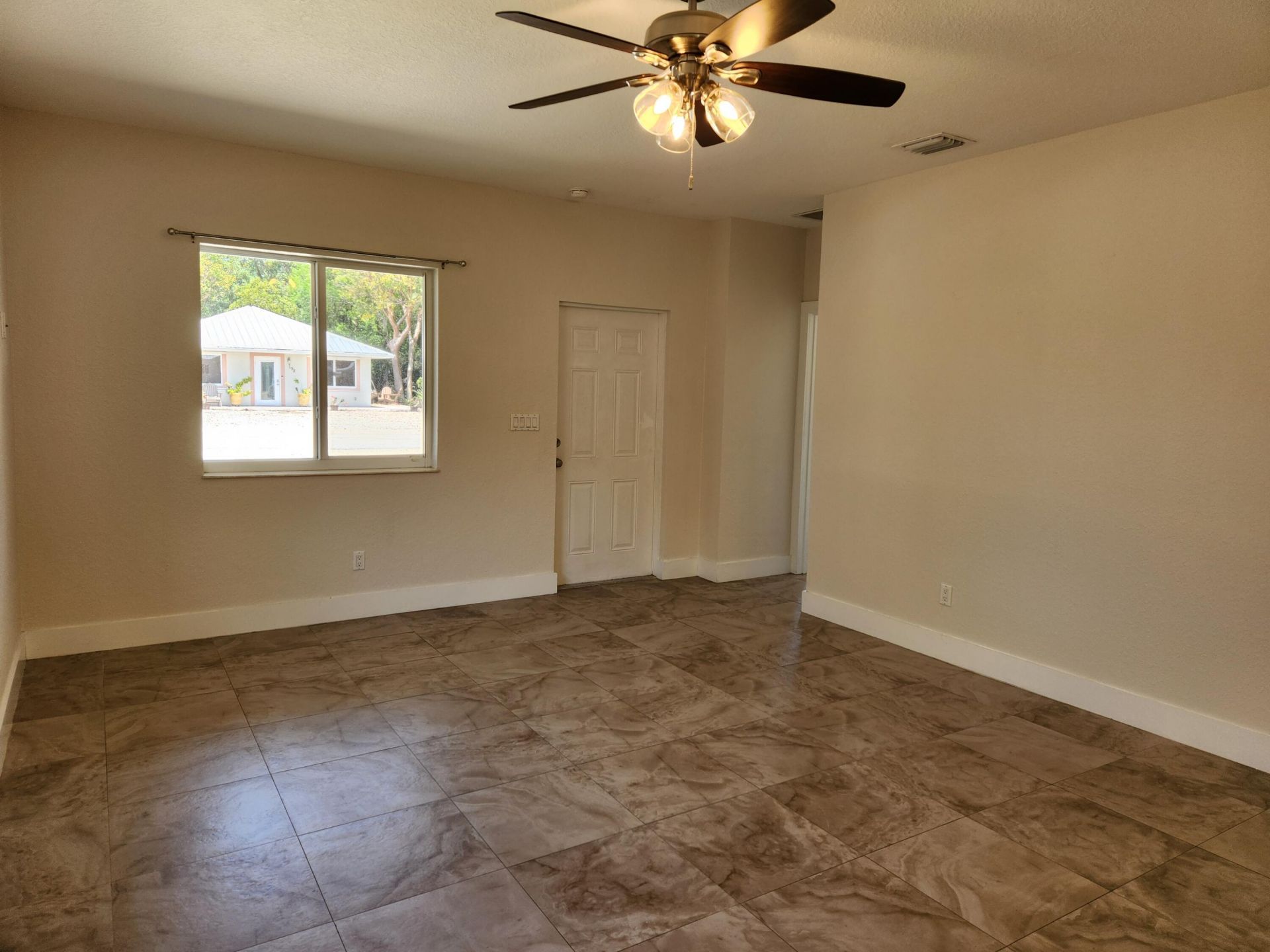 197 Dove Lake Drive, Tavernier, FL 33037 Photo