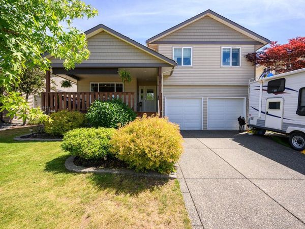 836 Tracker Pl , Comox, BC V9M 4E8