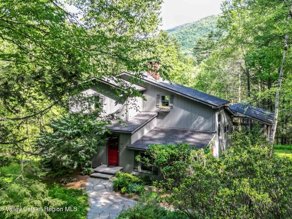 53 Little Deer Road, Mount Tremper, NY 12457