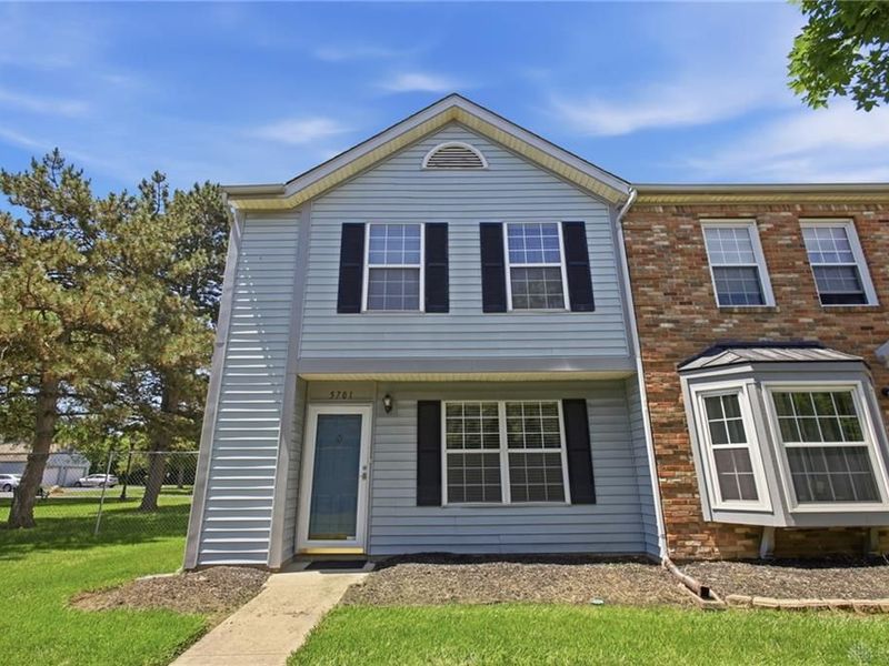 5701 Leyden Lane, Huber Heights, OH 45424 Photo 2