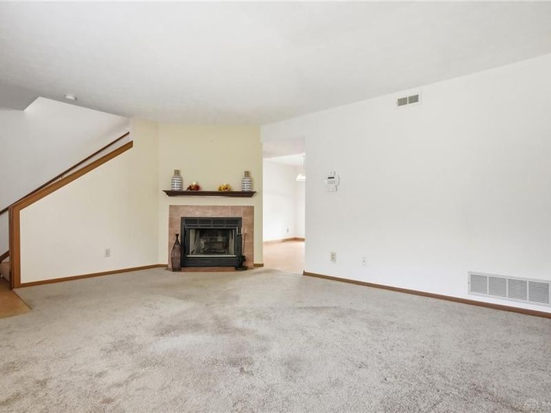 5701 Leyden Lane, Huber Heights, OH 45424 Photo 3