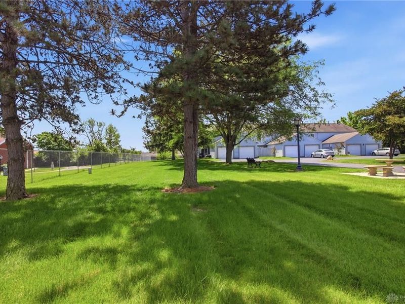 5701 Leyden Lane, Huber Heights, OH 45424 Photo 32