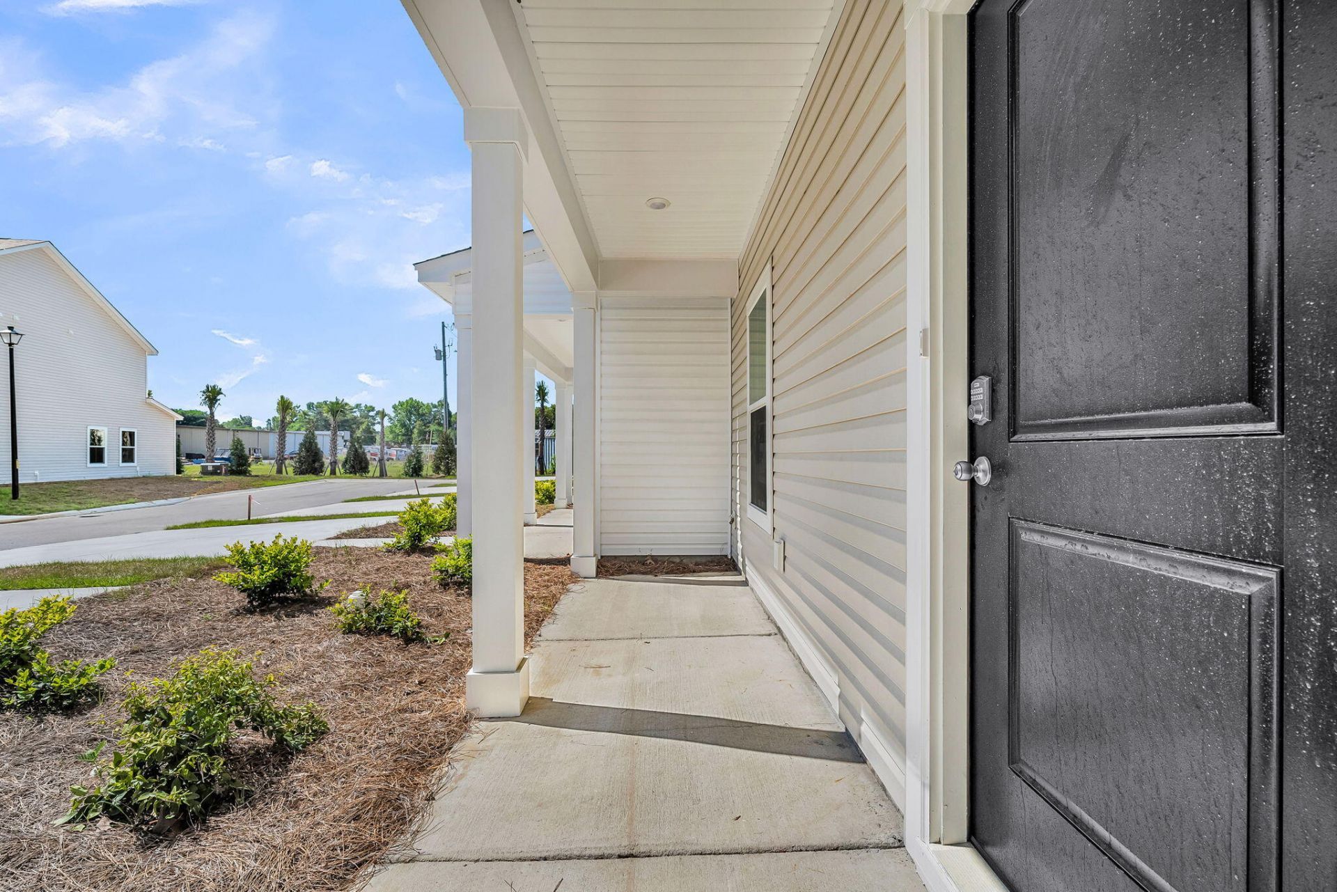 218 Harding Lane Photo 4