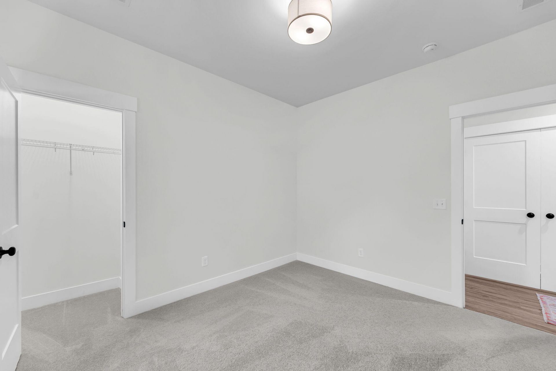2025 Riverview Avenue Photo 16