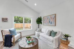 2025 Riverview Avenue photo 4