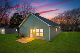 2025 Riverview Avenue photo 4