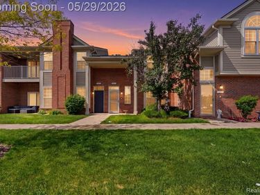2287 Leighton Drive, Shelby Twp, MI 48317