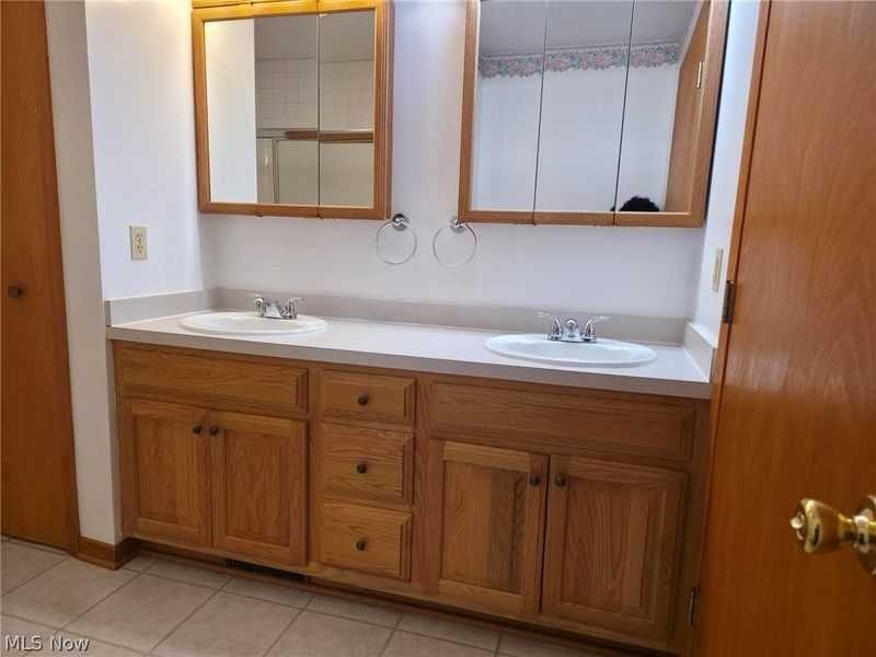 1478 Lockwood Road, Barberton, OH 44203 Photo 14