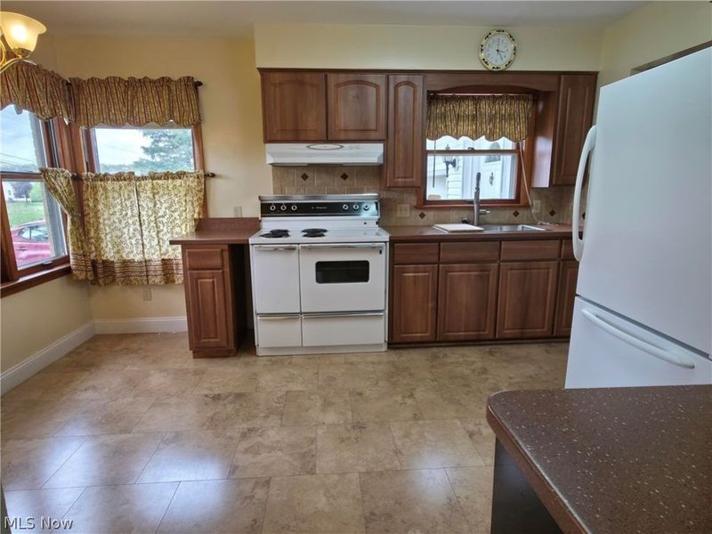 1478 Lockwood Road, Barberton, OH 44203 Photo 7