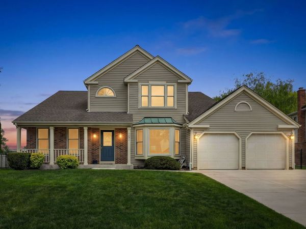 1694 Hampshire Drive , Elk Grove Village, IL 60007