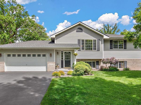 8848 Farmstead Avenue, Monticello, MN 55362