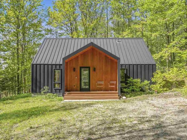 5091 Miles Road, East Jordan, MI 49727
