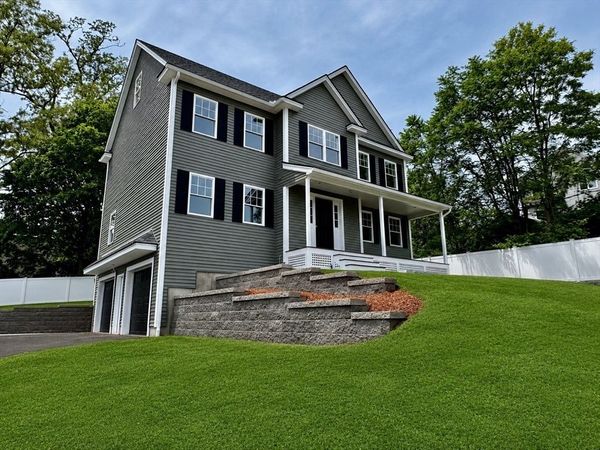 8 Country Lane, Billerica, MA 01821