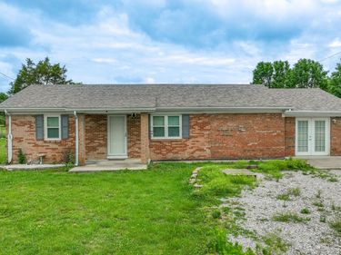 97 Cedar Cliff Road, Waco, KY 40385