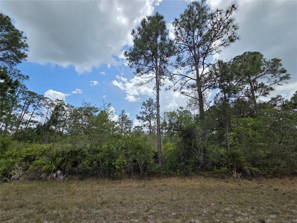 915 LAGUNA DR , INDIAN LAKE ESTATES, FL 33855