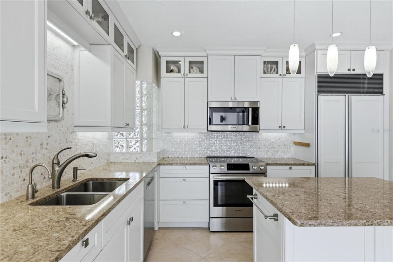 200 Cocoanut Avenue, Unit 5, Sarasota, FL 34236 Photo