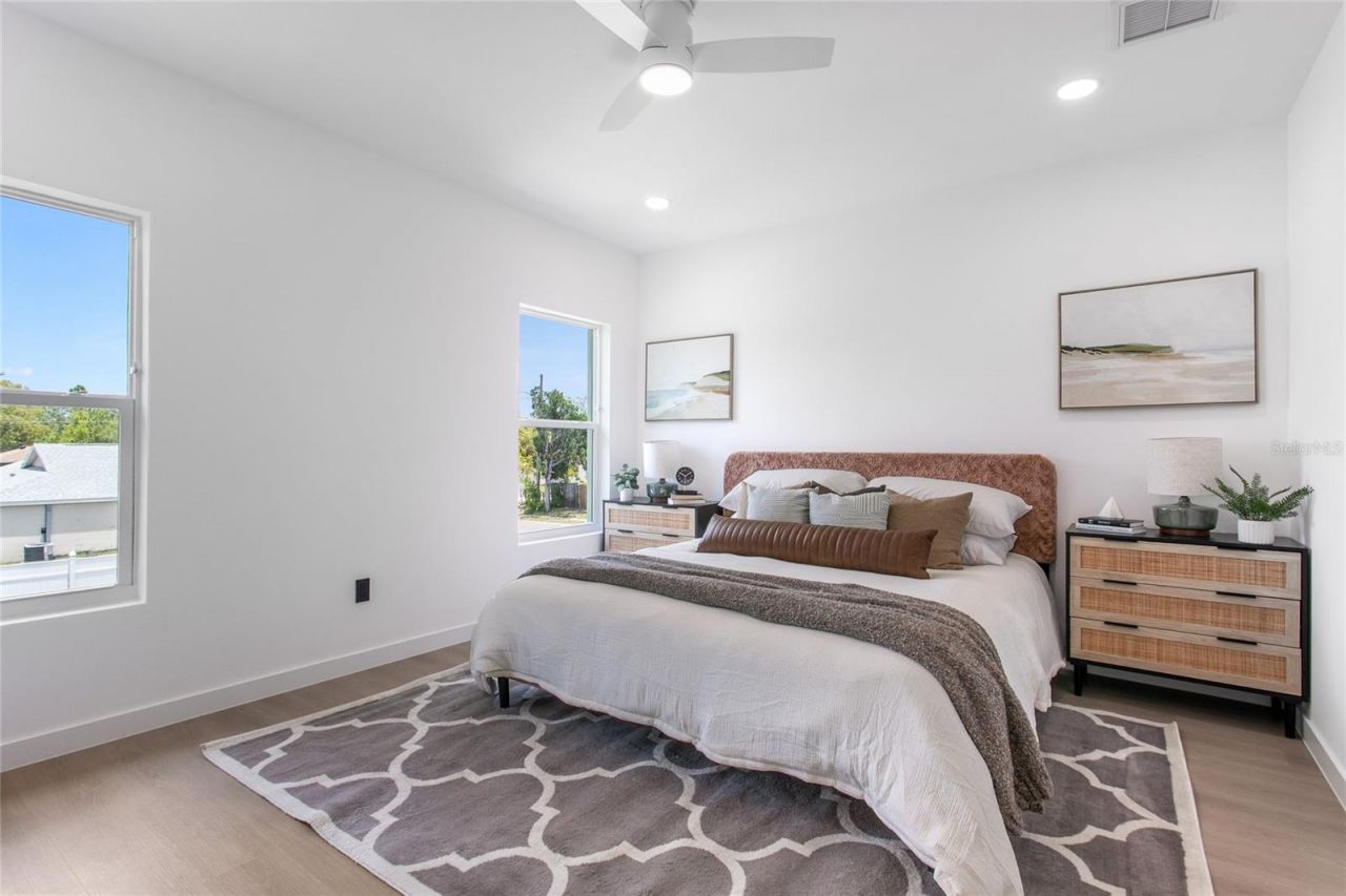 4613 Queensboro Avenue S, Saint Petersburg, FL 33711 Photo