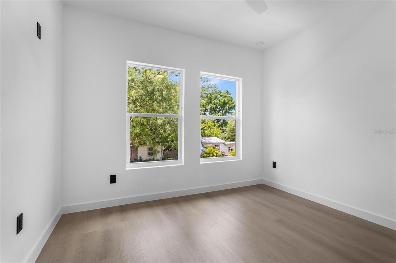 4613 Queensboro Avenue S, Saint Petersburg, FL 33711 Photo