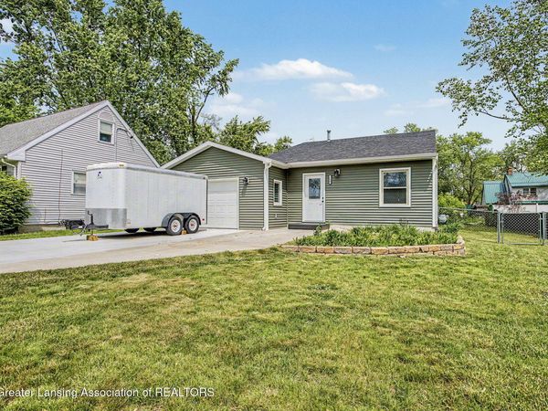 518 Theo Avenue, Lansing, MI 48917