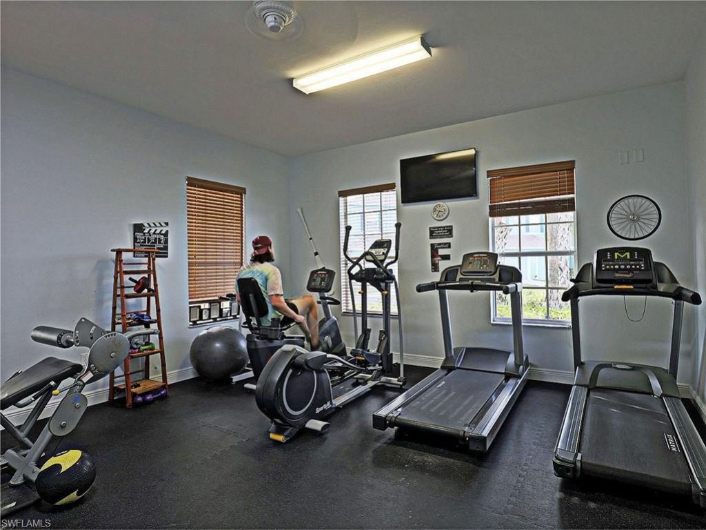 3647 Pine Oak Cir, Unit 107, Fort Myers, FL 33916 Photo