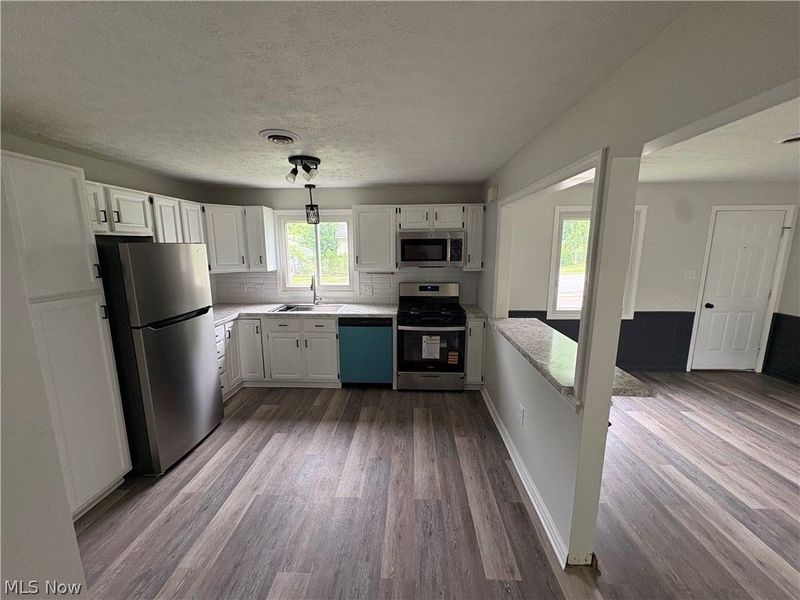2300 Giffels Drive , Cuyahoga Falls, OH 44221 Photo 14