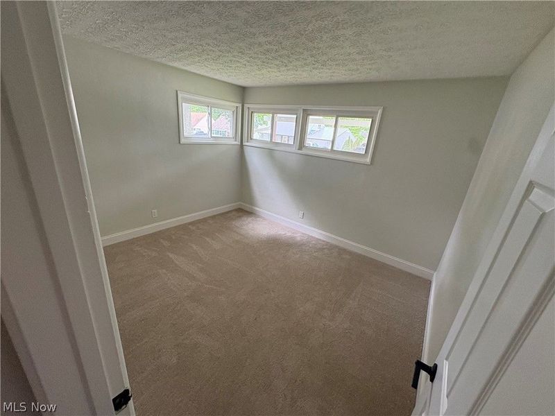 2300 Giffels Drive , Cuyahoga Falls, OH 44221 Photo 22