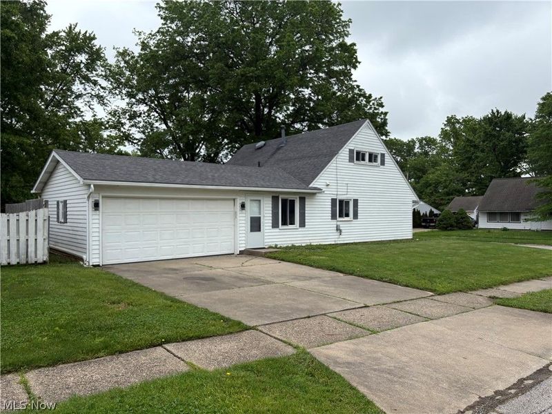 2300 Giffels Drive , Cuyahoga Falls, OH 44221 Photo 4