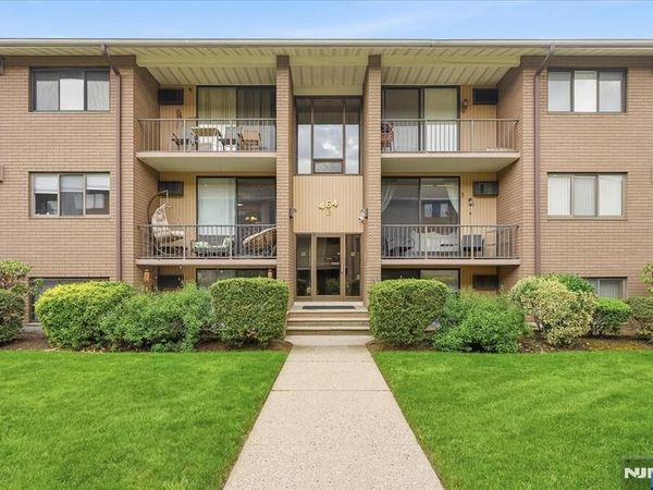464 Liberty Street 205, Unit 205, LITTLE FERRY, NJ 07643