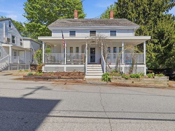 11 Mount Pleasant Avenue, Ipswich, MA 01938