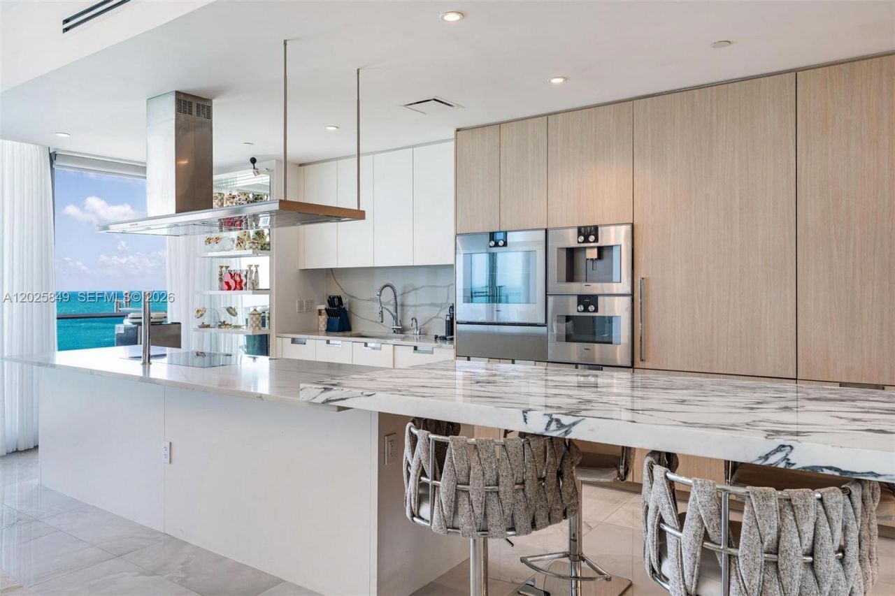 15701 Collins Ave, Unit 802, Sunny Isles Beach, FL 33160 Photo