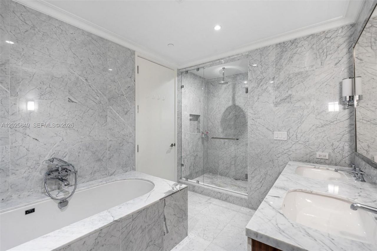 15701 Collins Ave, Unit 802, Sunny Isles Beach, FL 33160 Photo