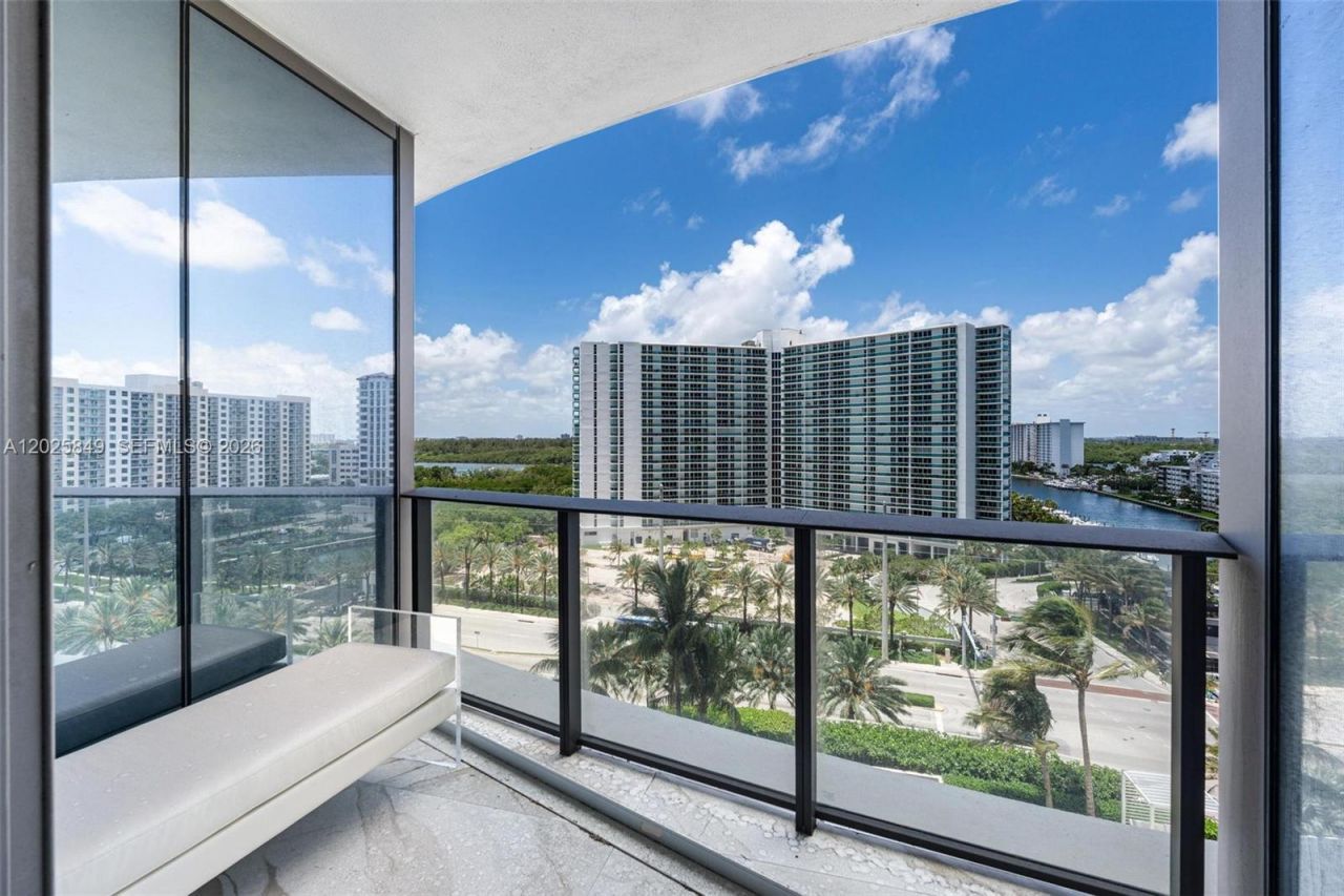 15701 Collins Ave, Unit 802, Sunny Isles Beach, FL 33160 Photo