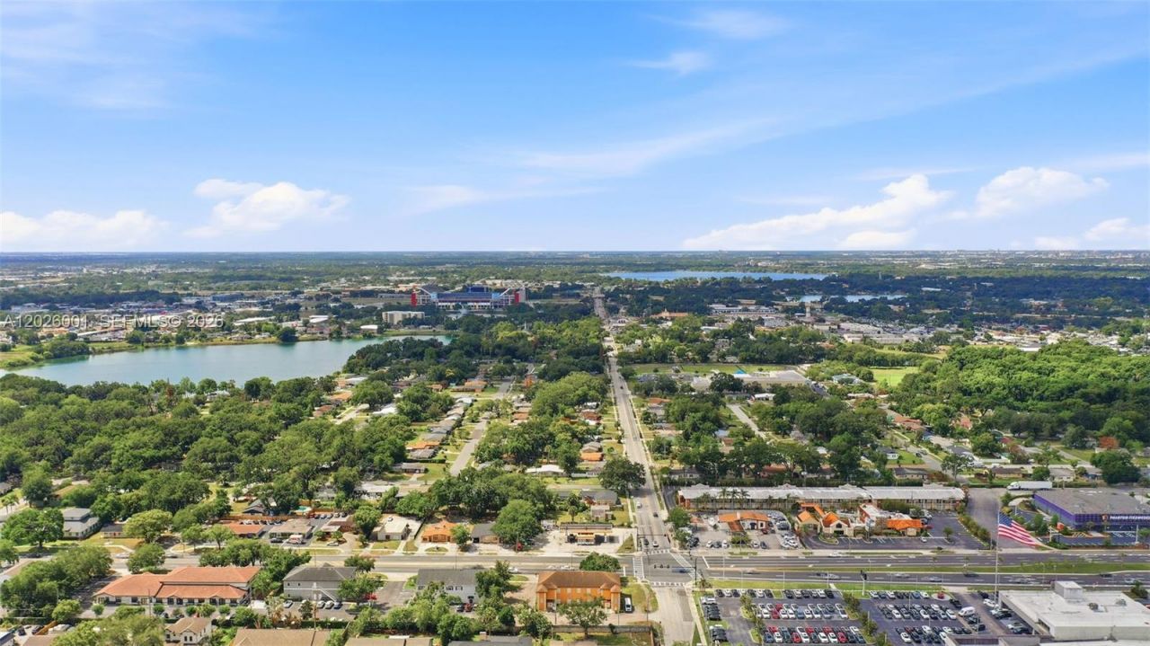 1916 W Colonial Dr , Orlando, FL 32804 Photo