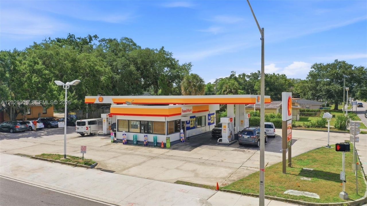 1916 W Colonial Dr , Orlando, FL 32804 Photo